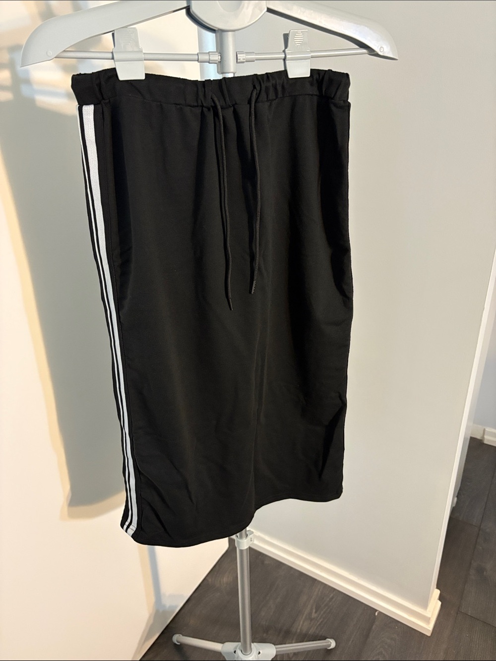 Black Athletic Midi Skirt with White Side Stripes